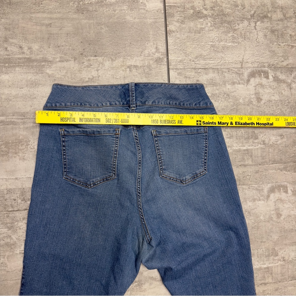 Torrid Skinny Jeans Size 16R Light Wash Stretch Jegging Mid Rise Denim Womens - Picture 10 of 11